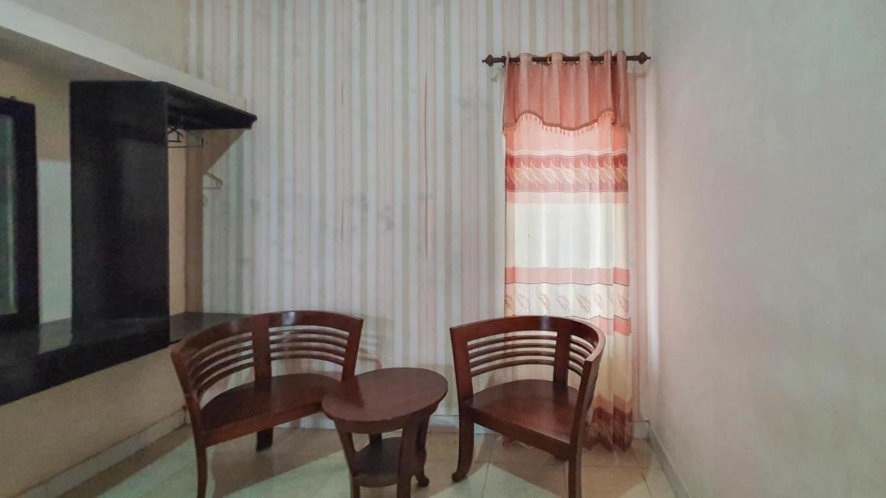 Reddoorz At Pujon Malang Hotel Batu  Exterior photo